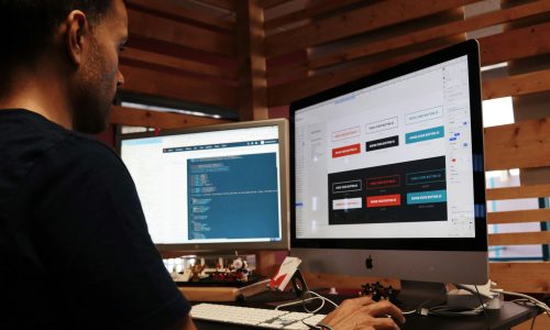 campaign-creators-iEiUITs149M-unsplash